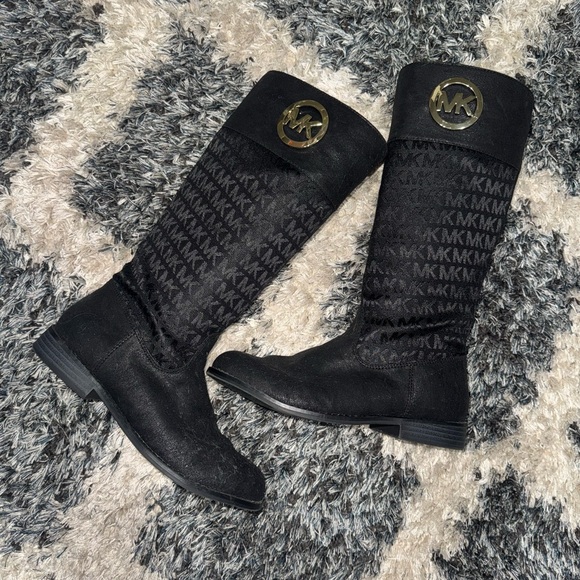 Michael Kors Boots - Picture 1 of 3